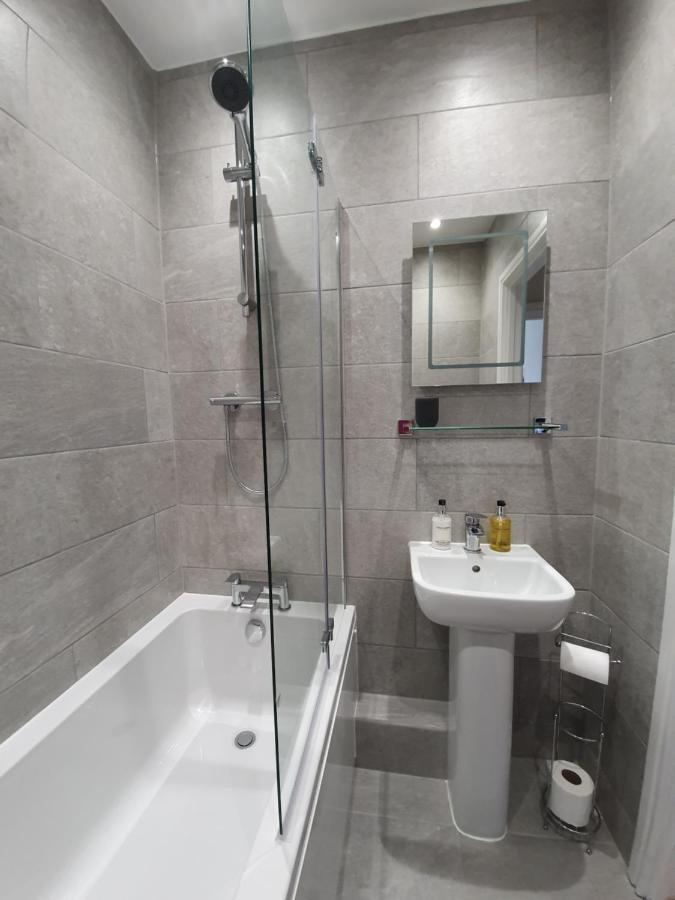 Park View Two-Bedroom Apartment Bath Exteriér fotografie